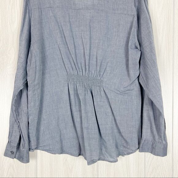 Torrid 2 Chambray Blouse - Picture 4 of 7